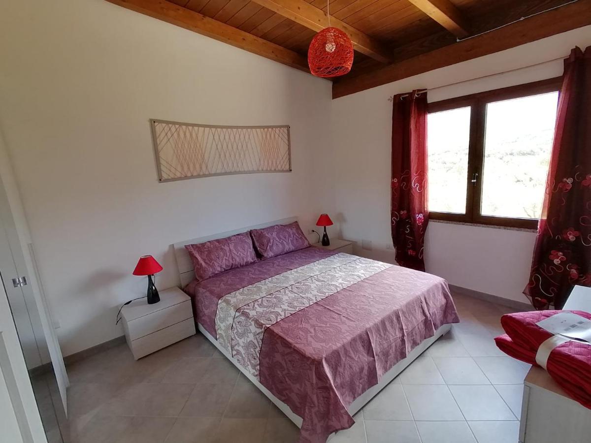 Agriturismo Vigna De' Luceri Loceri Buitenkant foto